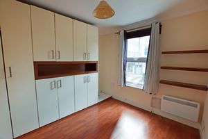 Bedroom- click for photo gallery